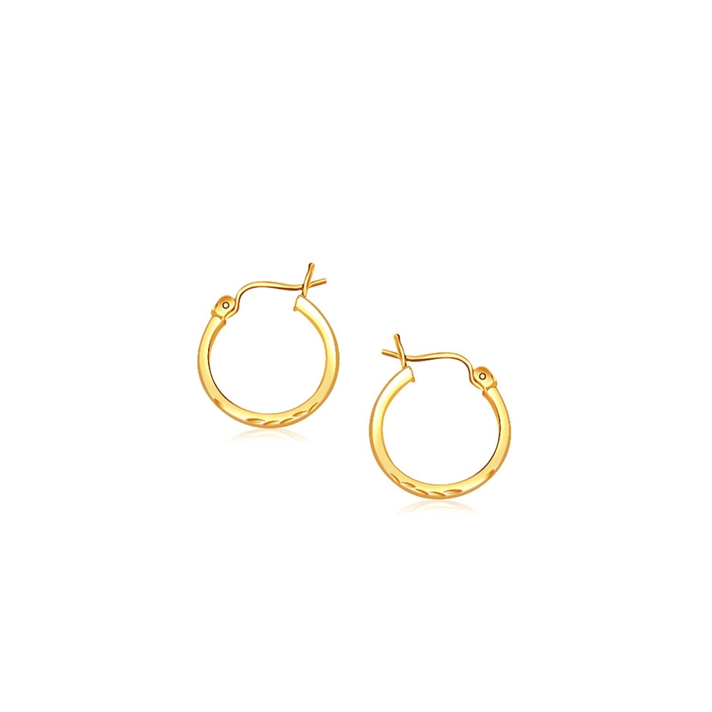 14k Yellow Gold Slender Hoop Earring with Diamond-Cut Finish (15mm Diameter)-0