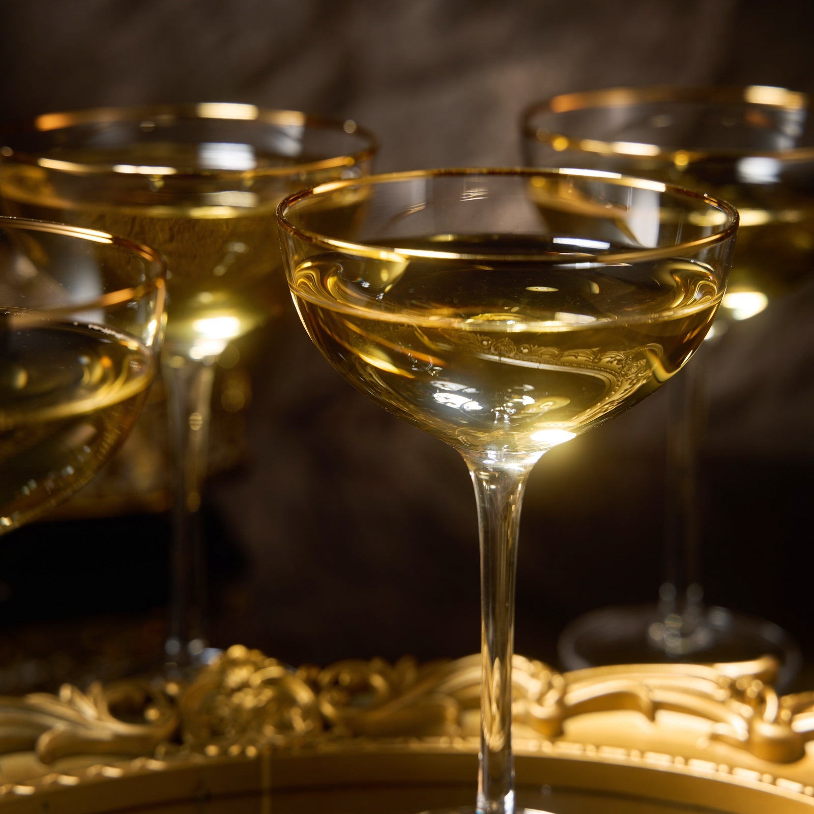 Vintage Crystal Champagne Coupe Gold Rim Glasses | Set of 2 | 7 oz, Gilded Rim Classic Cocktail Glassware - Martini, Manhattan, Cosmopolitan, Sidecar, Daiquiri | 1920s Style Saucer Goblets | Gift Box-4