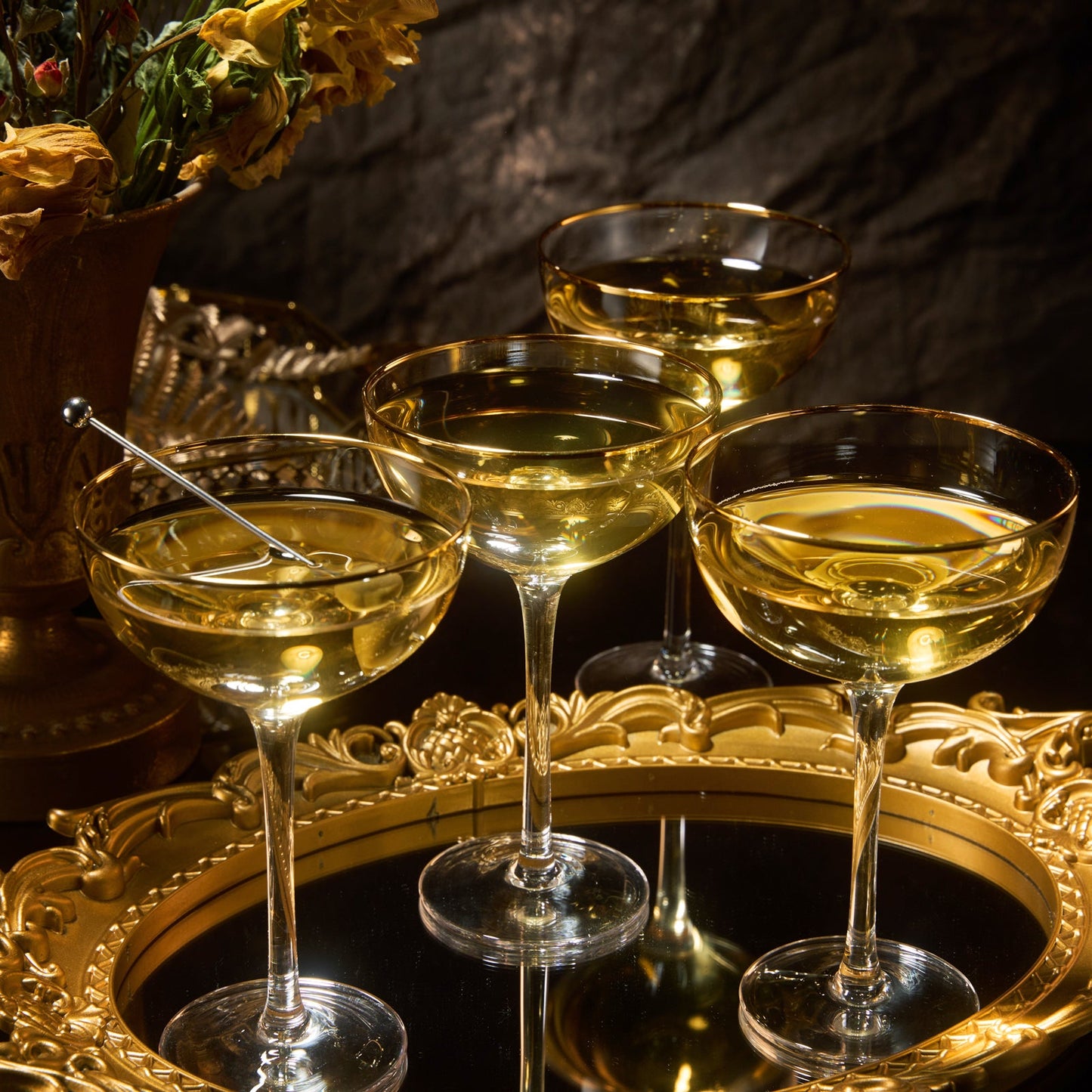 Vintage Crystal Champagne Coupe Gold Rim Glasses | Set of 2 | 7 oz, Gilded Rim Classic Cocktail Glassware - Martini, Manhattan, Cosmopolitan, Sidecar, Daiquiri | 1920s Style Saucer Goblets | Gift Box-3