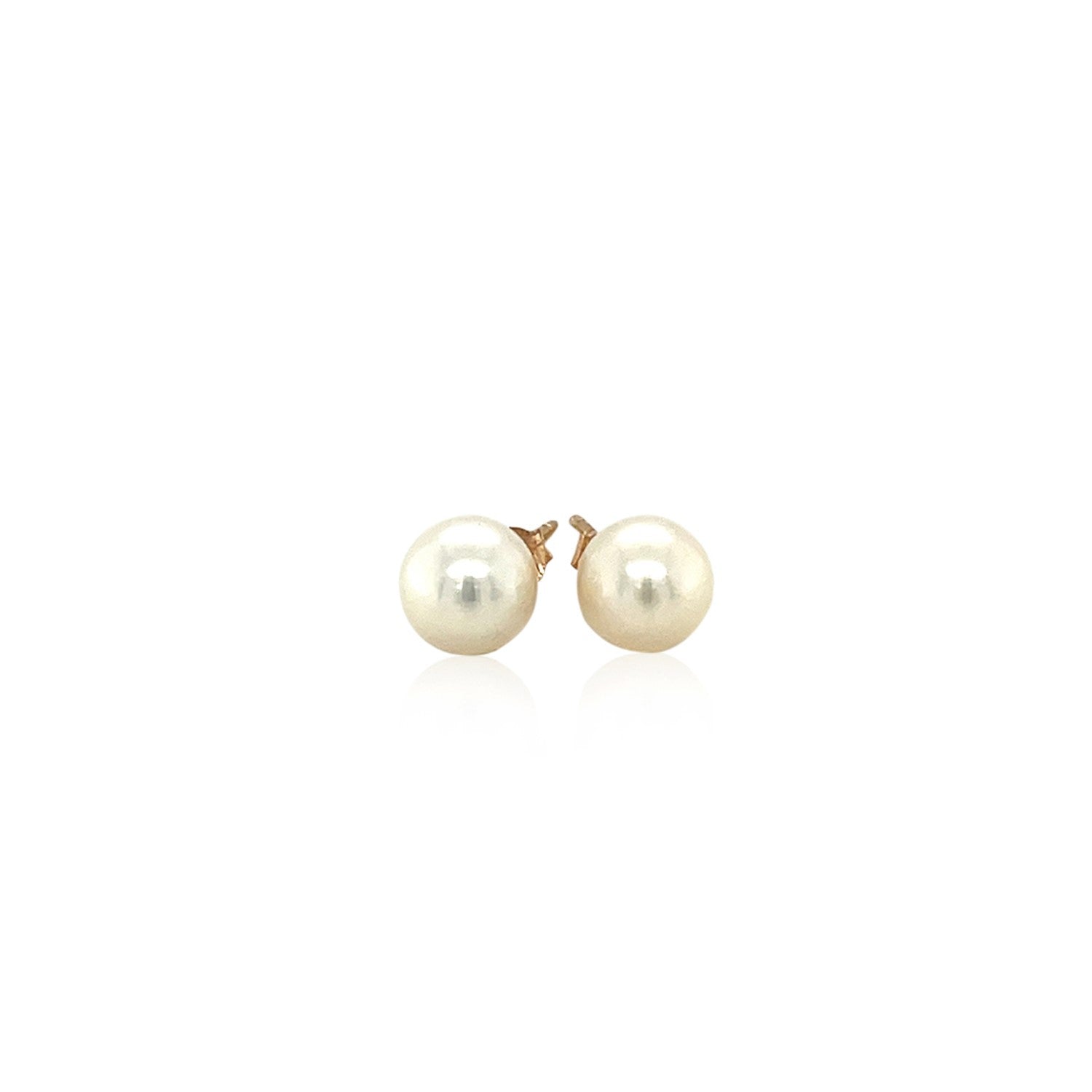 14k Yellow Gold Freshwater Cultured White Pearl Stud Earrings (6.0 mm)-1