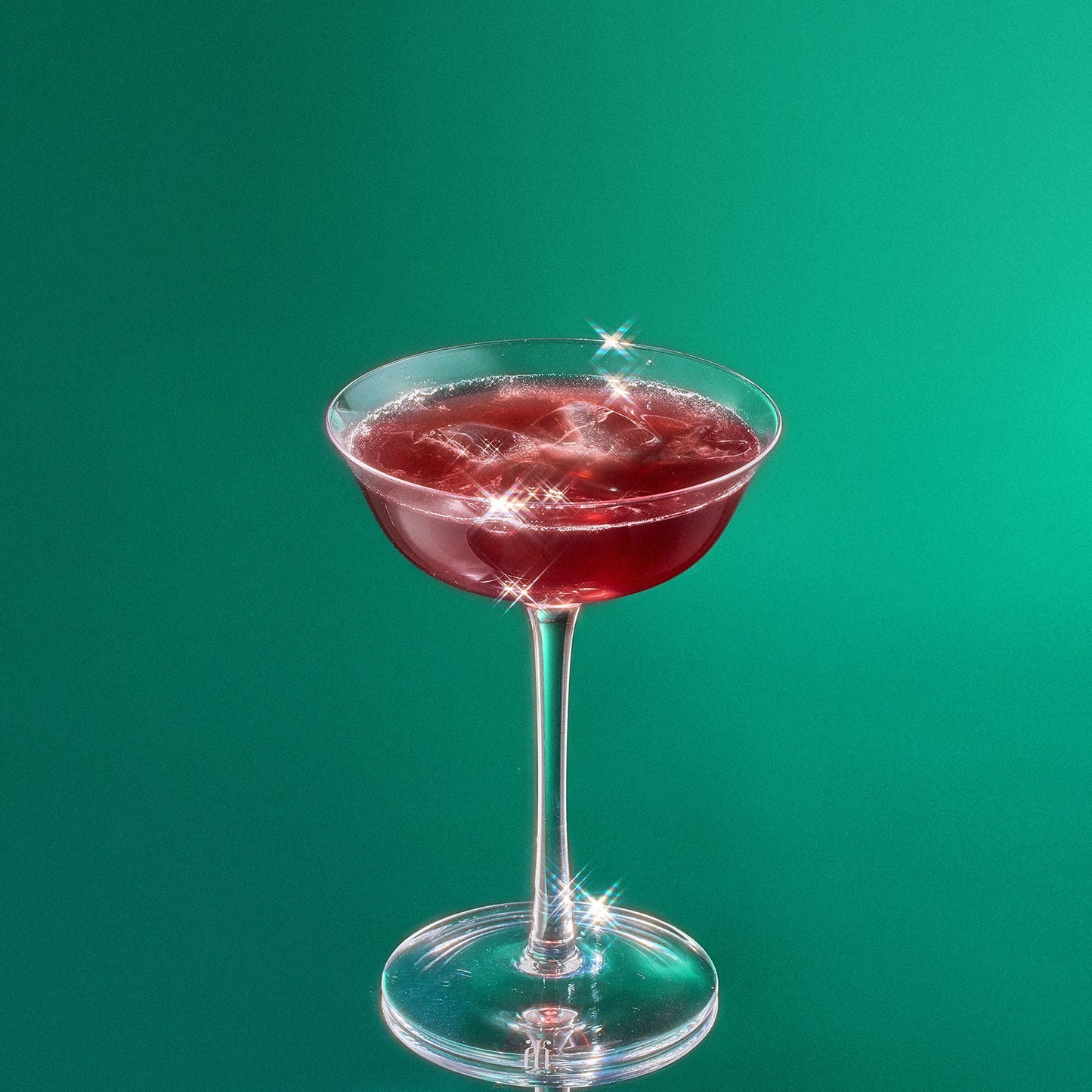 Vintage Crystal Coupe Glasses, Set of 2, Clear Radiance - Champagne, Martini, Cocktails - Hand Blown Classy Glass -Timeless Art Deco Design - Durable Sparkling Cocktail Barware, Home Bar (8 OZ)-3