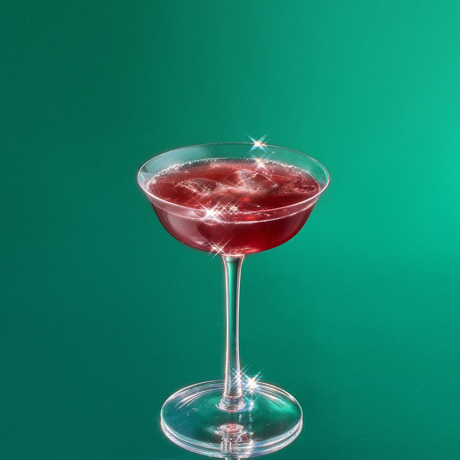 Vintage Crystal Coupe Glasses, Set of 2, Clear Radiance - Champagne, Martini, Cocktails - Hand Blown Classy Glass -Timeless Art Deco Design - Durable Sparkling Cocktail Barware, Home Bar (8 OZ)-3