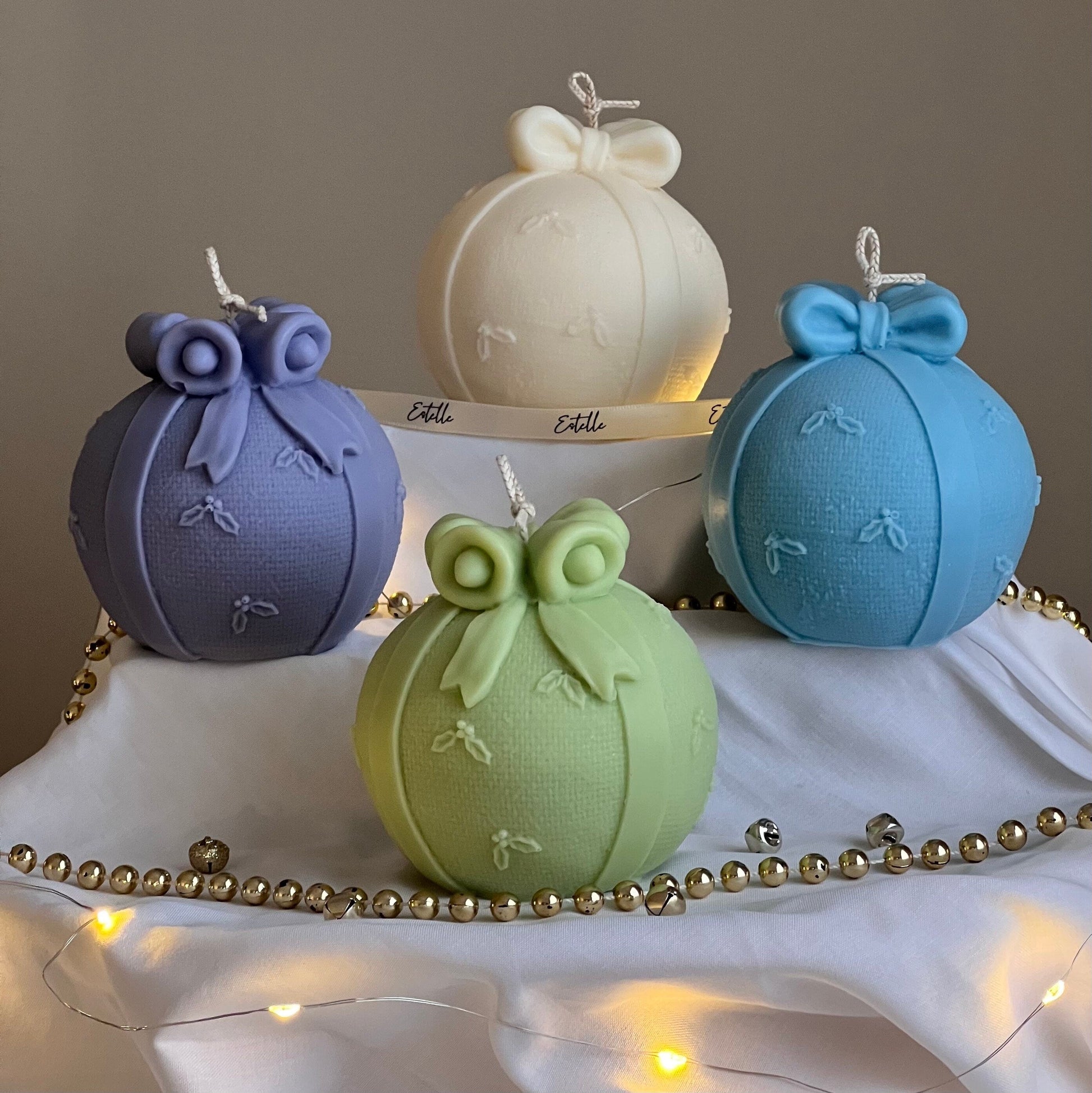 Big Christmas Bauble Candle-3