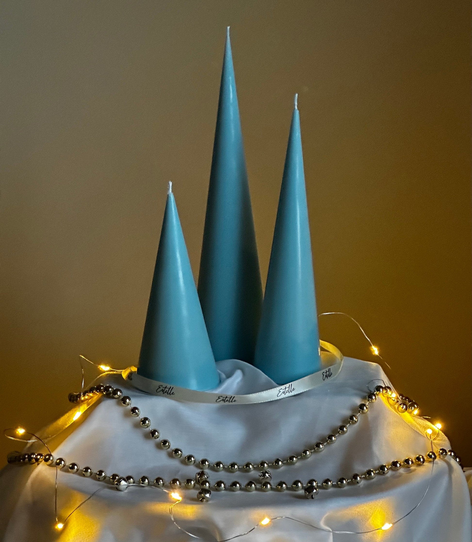 Minimalist Christmas Cone Candle Set-3