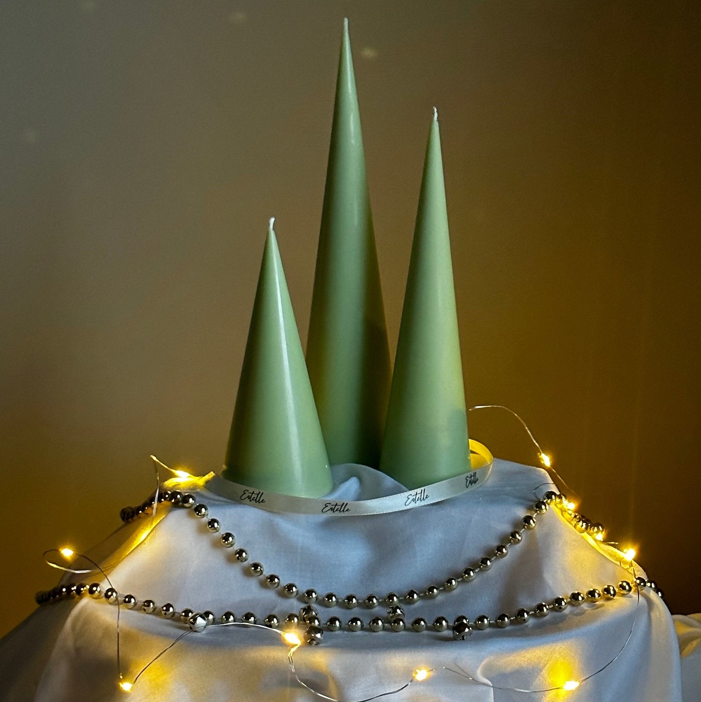 Minimalist Christmas Cone Candle Set-1