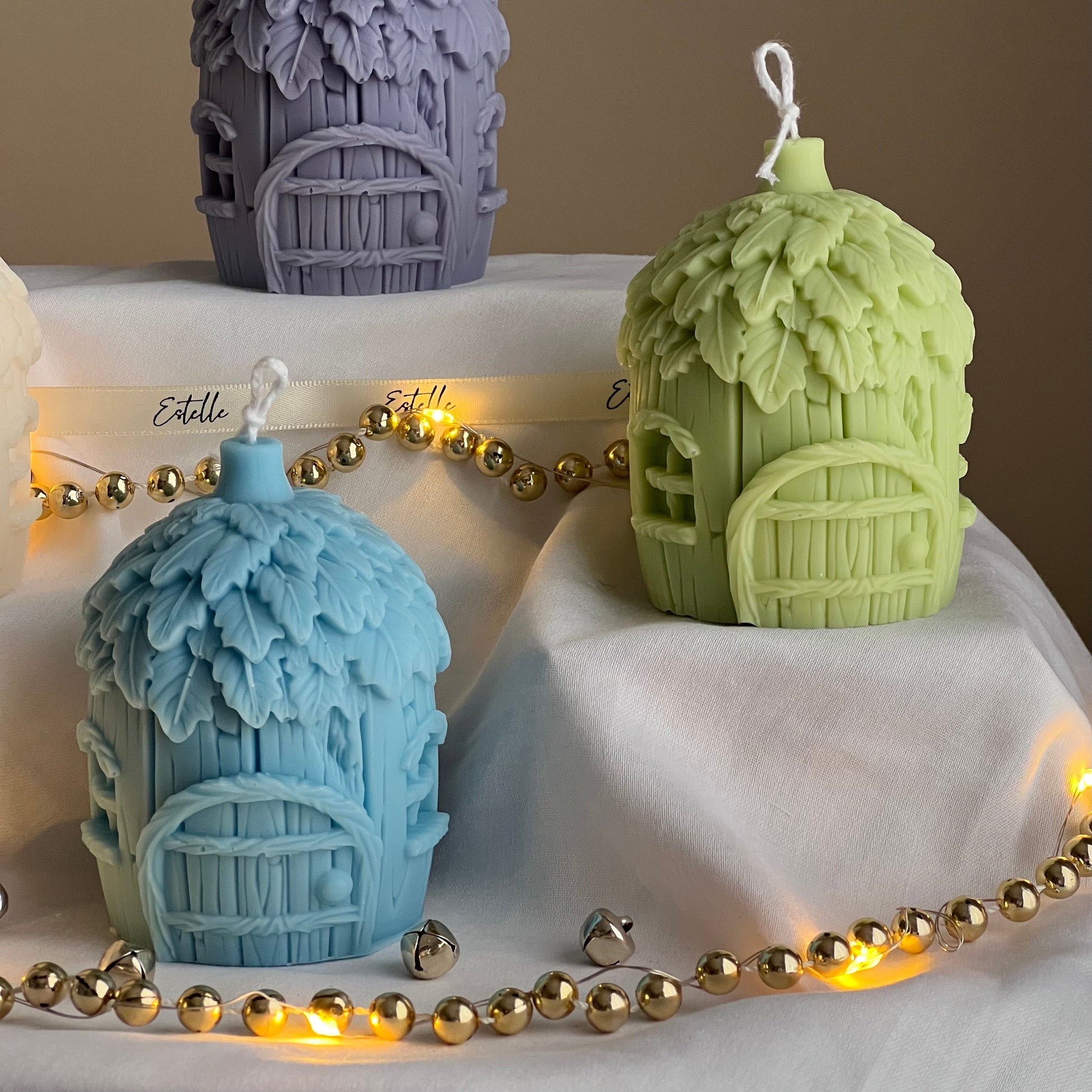 Acorn Christmas House Candle-1