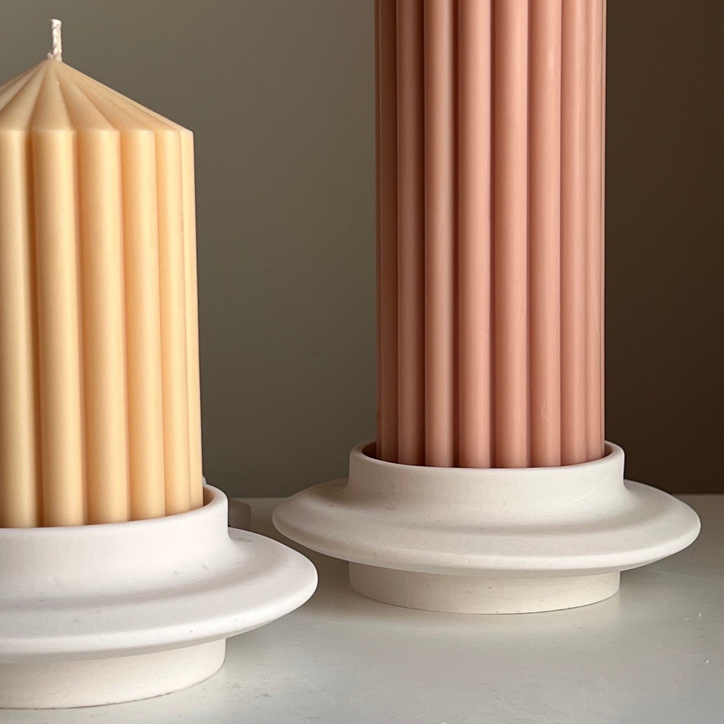Round Pillar Candle Holder-1