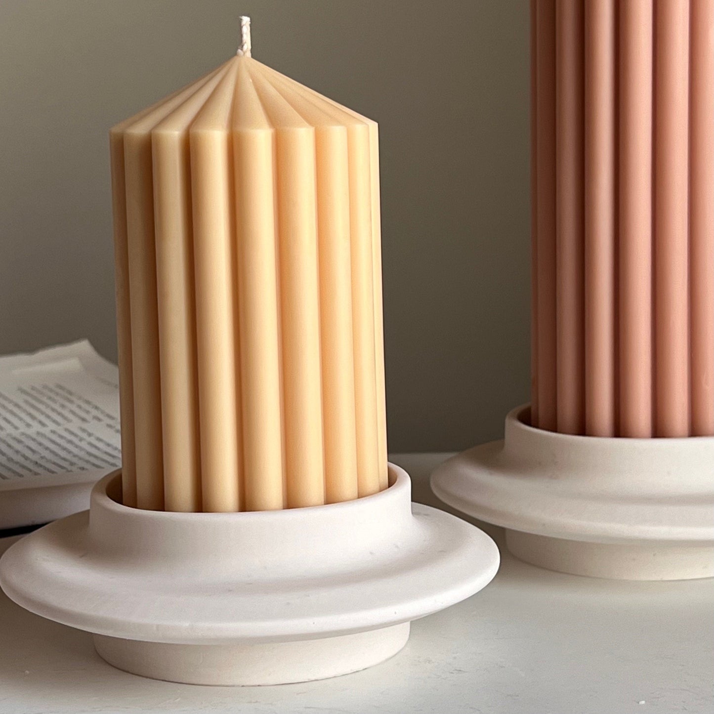 Round Pillar Candle Holder-3